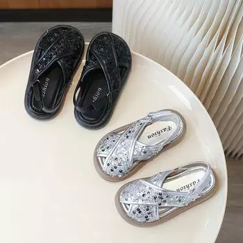 Детские сандалии с блестками для девочек, сандалии Cross Princess, элегантные нескользящие с мягкой подошвой, детская летняя модная пляжная обувь, новинка 2024 года 23 чёрный