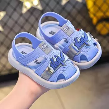 Детские сандалии тапочки летние мультфильм милый мягкий подошва нескользящие маленькие дети девочки домашняя обувь Baotou Hole сандалии для мальчиков 24