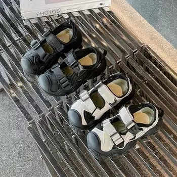 Детские спортивные сандалии Air Mesh однотонные детские туфли в британском стиле с полыми носками, мягкие дышащие повседневные сандалии для мальчиков 26 чёрный