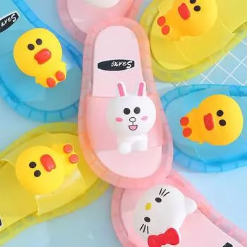 Детские тапочки, летние домашние домашние тапочки для девочек с мягкой подошвой, милые детские светоизлучающие детские сандалии с героями мультфильмов для женщин, верхняя одежда, сандалии 24-25