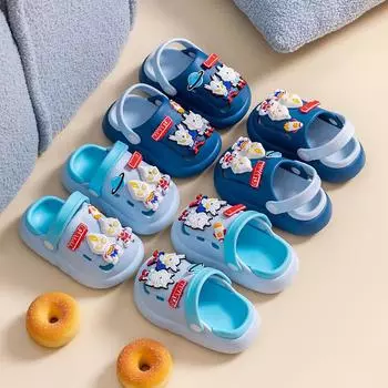Детские тапочки с отверстиями для обуви, летние, для мальчиков, для дома и улицы, нескользящие, для мальчиков среднего и старшего возраста, детские классные тапочки 130Mm foot length 12.5 about 16/17 yards