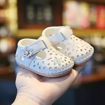 Детские удобные нескользящие милые сандалии с открытой пяткой с мягкой дышащей подошвой для девочек, малышей, принцессы, одинарные туфли 18 insole13.5CM белый