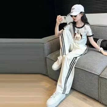 Детский модный комплект Labubu Летняя футболка для девочек Повседневные брюки широкого кроя Комплект из двух предметов 110