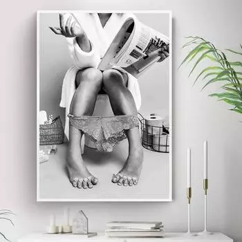 Девушка сидит на унитазе и читает газетные принты, интересный художественный постер для ванной комнаты, ретро-фотографии, стены, декор интерьера, фотографии 21x30cm No Framed