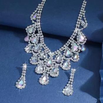 Diamond-encrusted Geometric Water Drop Tassel Necklace Temperament Elegant Collarbone Chain European and American Light Luxury High-end Jewelry Set