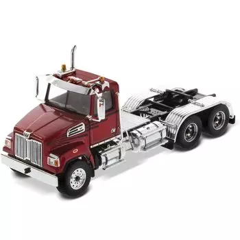 DIECAST MASTERS Western Star 4700 SF Тандемный тягач с кабиной цвета «металлик» красного цвета