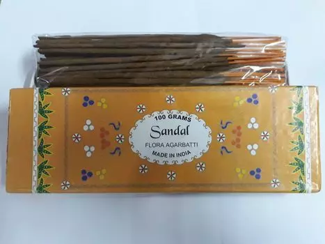 Димрадж Сандал (Чандан) Ароматические палочки Agarbatti 100 грамм Flora Incense Agarbatti 100 Grams