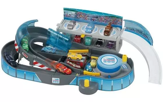Disney Cars Tomica Turn 2way Circuit Racing!