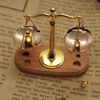 DIY Craft Simulation Balance Scale Antique Justice Scale Model Balance Toy Model House Accessories медный