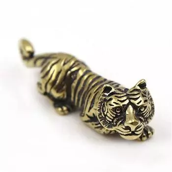 Diy Desktop Decoration Casting Home Office Room Animal Keychains Sculpture Pendant Tiger Figurine