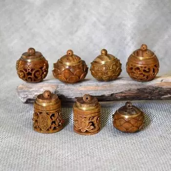 DIY Sandalwood Aromatherapy Pendant Hand Carved Sachet Ball Pendant Keychain Accessories 3