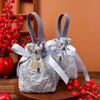 Дизайн со шнурком Свадебный пакет для конфет Тисненые цветы Подарочный пакет для помолвки Помолвка/Свадьба Blue-With Pearl Pendant