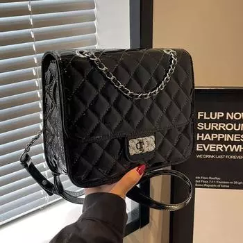 Дизайнерская квадратная сумка женская в студенческом стиле из лакированной кожи, маленькая ароматная стильная модная цепочка, портативный рюкзак серебряный