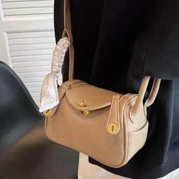 Дизайнерская сумка-мессенджер женская летняя модная простая сумка через плечо высокого класса 20*11*15 хаки