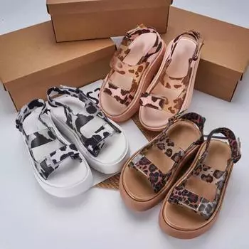 Дизайнерские сандалии на толстой подошве Muffin, женская повседневная спортивная обувь, летние сандалии на платформе 2024 года с леопардовым принтом, смелые пляжные сандалии для женщин EUR 35 36 фиолетовый