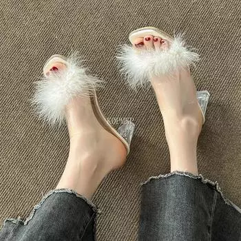 Дизайнерские сандалии Новые туфли из ПВХ Тапочки Женские Перья Прозрачные Туфли на высоком каблуке Меховые туфли-лодочки Мюли с квадратным носком Женские шлепанцы 35