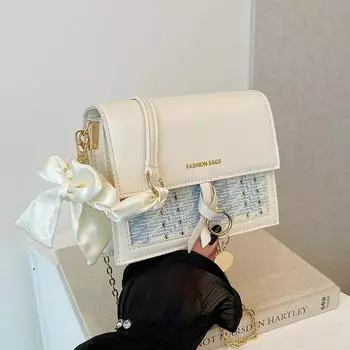 Дизайнерский стиль, корейская студенческая сумка через плечо, маленькая, весна-лето 2024, новая сумка, женская сумка-мессенджер в иностранном стиле с цепочкой белый