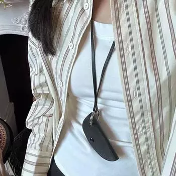 Длинное кожаное ожерелье-цепочка для свитера, сумка для ключей из искусственной кожи с защитой от потери, полумесяц, чехол для ключей для девочек чёрный