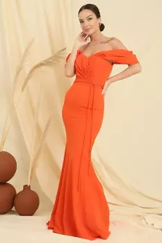 Длинное креповое платье с заниженной талией и кулиской на талии