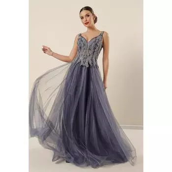 Длинное платье из тюля с подкладкой из бисера и V-образным вырезом спереди сзади