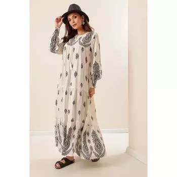 Длинное платье с шалевым узором и плиссированными рукавами