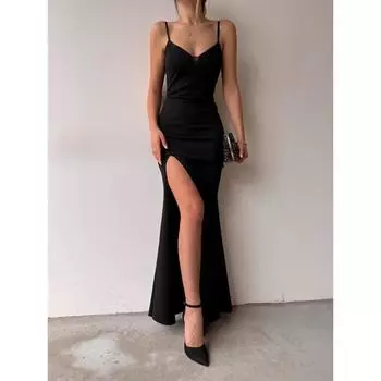 Длинное женское платье Lisbeth с тонкими бретельками и разрезом спереди