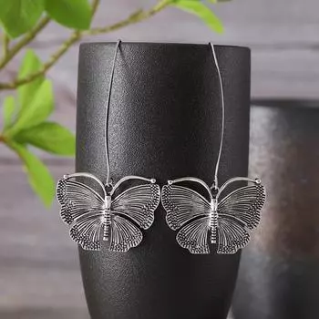 Длинные серьги-бабочки в стиле ретро. Стильные и персонализированные серьги.