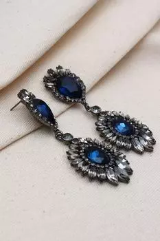 Длинные серьги для вечернего платья с большими камнями