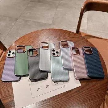 Для Apple iPhone 15 14 13 12 Plus Pro Max рифленое зернистое покрытие металлическая краска анти отпечатки пальцев ПК ударопрочный противоскользящий чехол-накладка For iPhone 12/12 Pro чёрный