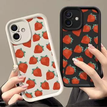 Для iPhone 16 15 Pro 14 Plus 13 12 11 Pro Max Xs Xr 8 7 с рисунком клубники противоударный мягкий защитный чехол для объектива из ТПУ карамельного цвета iPhone 16 чёрный