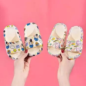 Для маленьких мальчиков и девочек, детские повседневные удобные милые детские сандалии с мультяшным принтом, домашние нескользящие сандалии из ПВХ с мягкой подошвой для ванной комнаты, тапочки 28-29