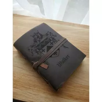 Дневник ручной работы из нелинейчатой бумаги с гравировкой формата А5 с замком на ремешке и кожаной обложкой. Журнал для записей в офисном планировщике, 100 страниц. 5 x 7 in коричневый