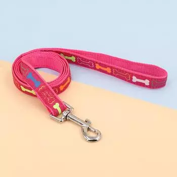 Добавьте немного элегантности в гардероб своего питомца. Этот шикарный и надежный поводок-косточка разработан, чтобы выдерживать даже самые активные нагрузки. S чёрный