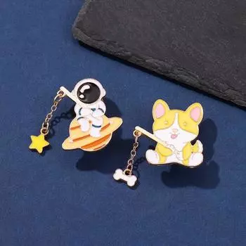 Dog Little Animal Metal Brooch Astronaut Cartoon Party b