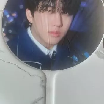 Долг Чанбина из Straykids Pig? Я продаю это!
