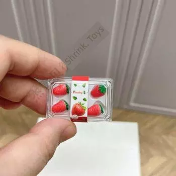 Doll House Toy Accessories Miniature Candy Toy Scene Decoration Mini Strawberry Carrot Artificial Brocoli Model A box of strawberries