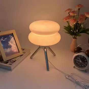Домашнее освещение Яичный Тарт Настольная лампа Интерьер спальни отеля Рядом с гостиной Стеклянный современный декор Трогательные USB-лампы освещения