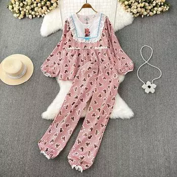 Домашняя страница Пижамы Модный костюм Женская свободная клетчатая блузка с длинными рукавами и круглым вырезом с рюшами + брюки с высокой талией и поясом из двух частей