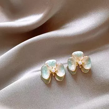 Dopamine Blooming Flower Pearl Stud Earrings Women s Unique Beautiful Earrings Fancy Accessible Luxury Earrings 925 Sterling Silver Needle Blue