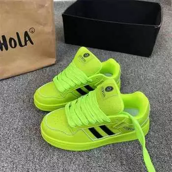 Dopamine niche bread shoes women s tide autumn new versatile casual board shoes flat bottom round head 35