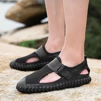 Досуг Новые мужские сандалии ручной работы сшитые на открытом воздухе пляжные нескользящие мужские сандалии мужская обувь для путешествий и прогулок универсальные популярные туфли 38 чёрный