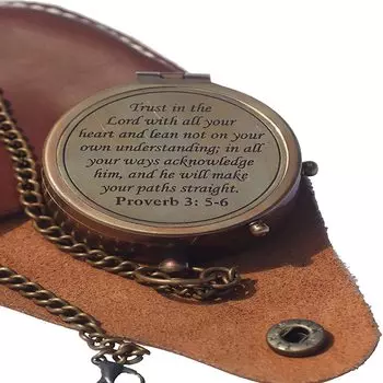 Доверьтесь Господу всем своим сердцем. Гравированный компас, карманный компас, идеи подарков на конфирмацию, религиозные подарки, миссионерские подарки
