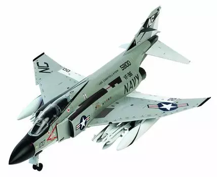 Doyusha Plastic Model US Navy Phantom II Showtime 100 Plastic Model 1/72 Amazing! No.1 F-4J Color-coded