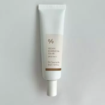 Dr.Ceuracle Vegan Чайный гриб BB 30 мл / на основе воды листьев камелии китайской