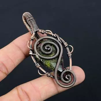 Драгоценный камень «Кровь дракона» из чистой медной проволоки, обернутый подвеской ручной работы, ювелирные изделия 3.15 Inches зелёный