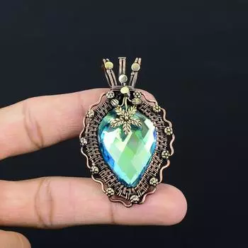 Драгоценный камень мистический топаз ручной работы из чистой медной проволоки, обернутый кулоном, ювелирные изделия для женщин 2.56 Inches белый