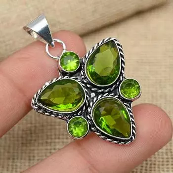 Драгоценный камень перидот, стерлинговое серебро 925 пробы, ожерелье ручной работы с цветочным дизайном, подвеска для нее 1.81 inches зелёный