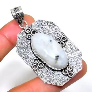 Драгоценный камень Радужный лунный камень 925 посеребренный кулон ручной работы 2,27 дюйма 2.27 белый