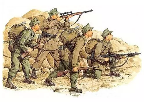 Дракон Вторая мировая война немецкая армия горный охотник кавказ 1942 пластиковая модель DR6045 1/35
