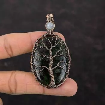 Древо жизни Кулон с эвдиалитом, медная проволока, кулон, ювелирные изделия ручной работы, лунный камень, кулон с драгоценным камнем, подарок для нее, медные украшения с эвдиалитом